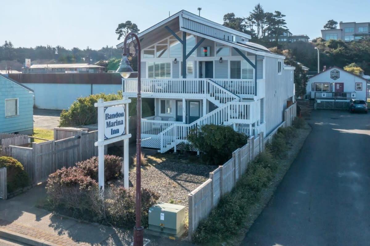 Bandon Marina Inn Eksteriør bilde